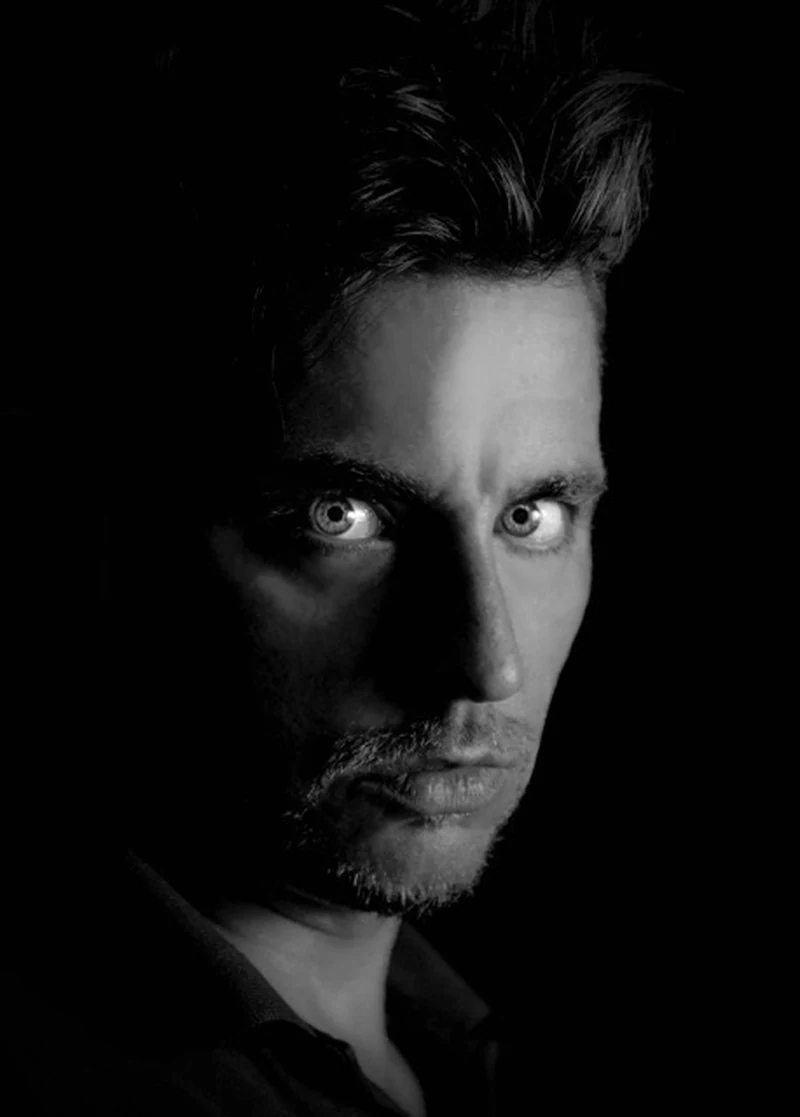 Tyron Molteni — fotografo e creative director, ritratto professionale Milano